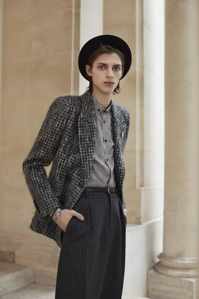 Look 71